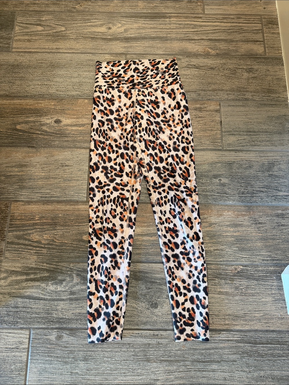 Beach Riot Leopard Print Leggings in Tan, Black & Orange